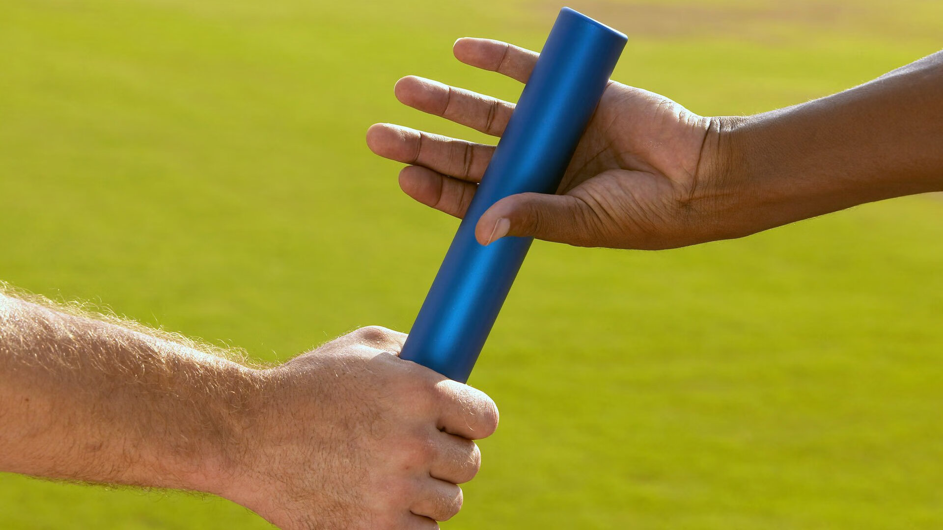 当非洲雄狮轻取枪手，喀麦隆的足球哲学与C罗无可争议的领袖光芒