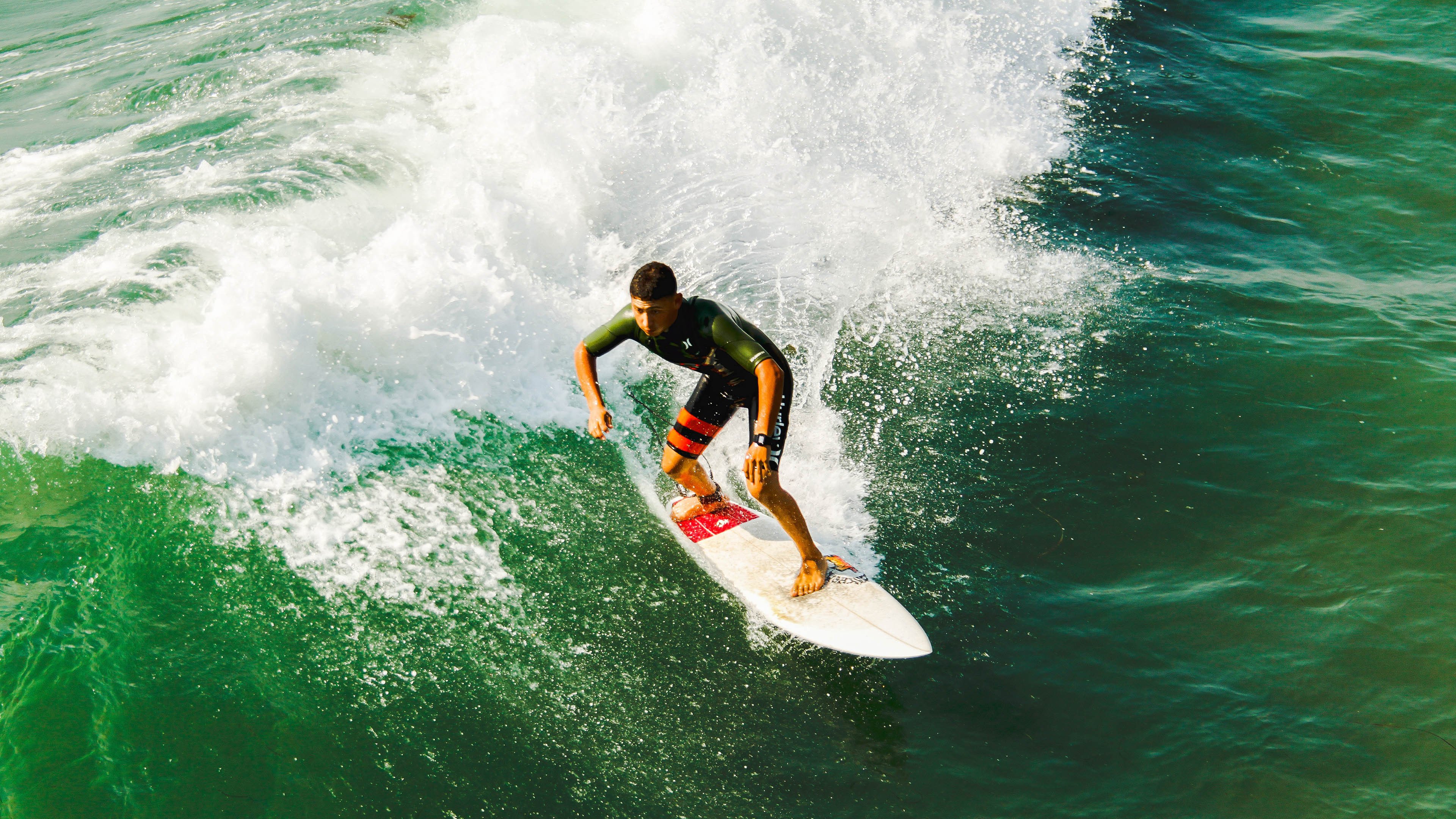 东决关键战之夜，马克西连续得分拉开差距，费城新星闪耀时刻